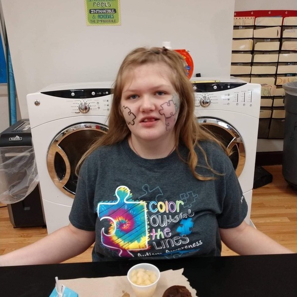 Meet your Posher, Missy - Picture 4 of 10